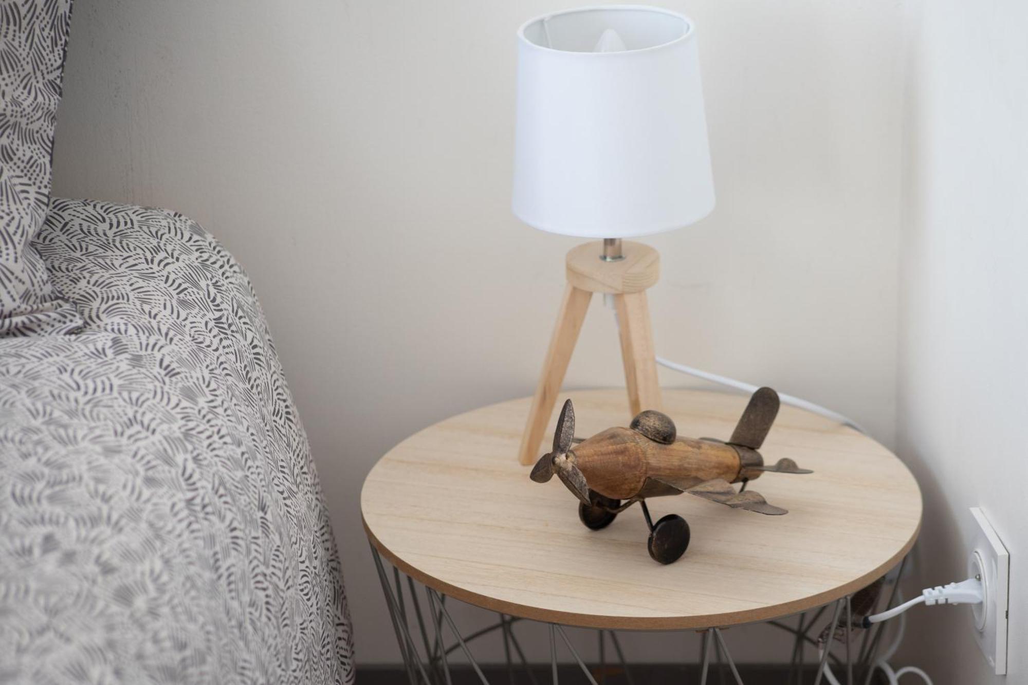 شقة Le Partage Des Eaux - 4 Couchages - Hypercentre - Clim - Wifi LʼIsle-sur-la-Sorgue المظهر الخارجي الصورة